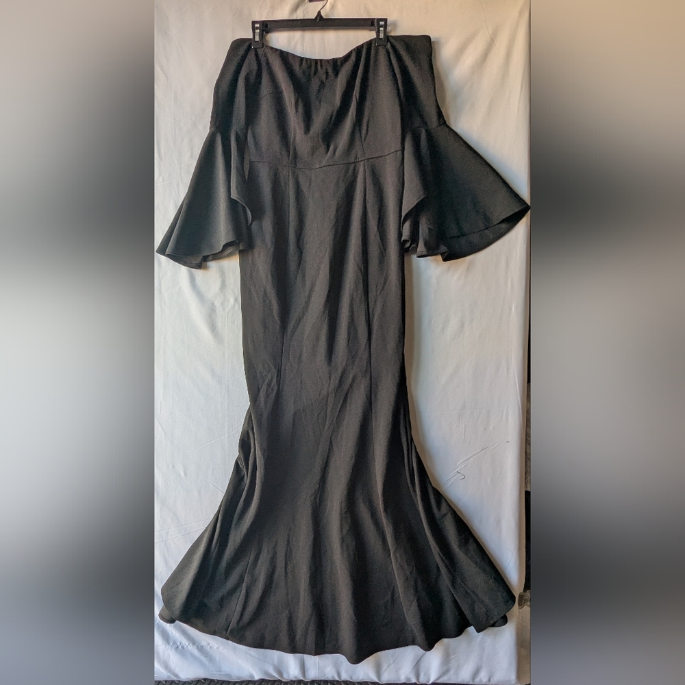 70 Fashion Nova Chic Black Flare Sleeve Dress